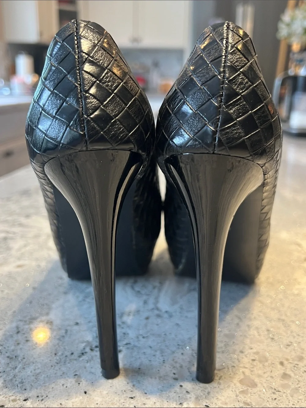 N/A elegant black